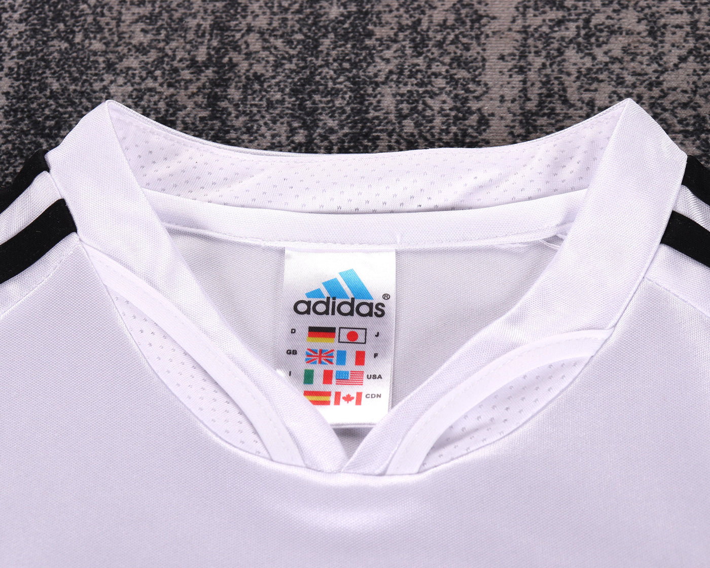 Real Madrid 04/05 Children's Home Retro Set