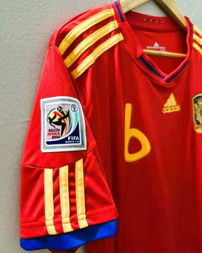 Spain 10/11 Home Retro Shirt - INIESTA #6 (+Patches)