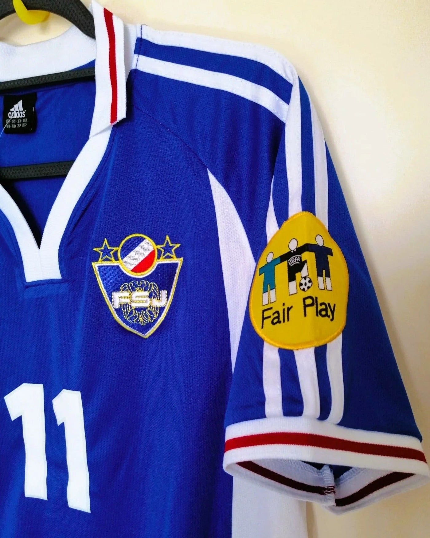 Yugoslavia 00/01 Home Retro Shirt - MIHAJLOVIC #11 (+Patches)
